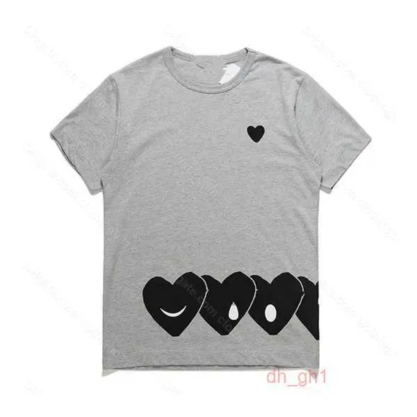Comme De Garcon Мужская футболка Love Мужская дизайнерская новая футболка Футболка со свободным узором На груди с надписью за сердцем Хип-хоп Веселая рубашка с принтом 11 3O04