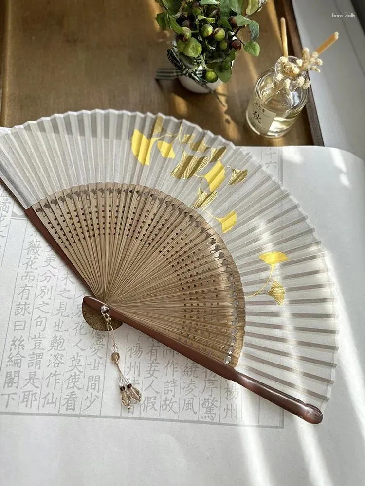 Decoratieve Beeldjes Vouwen Papier Fan Bamboe Ventilador Chinese Ventilateur Abanicos Para Boda Craft Pography Props Gift Draagbare