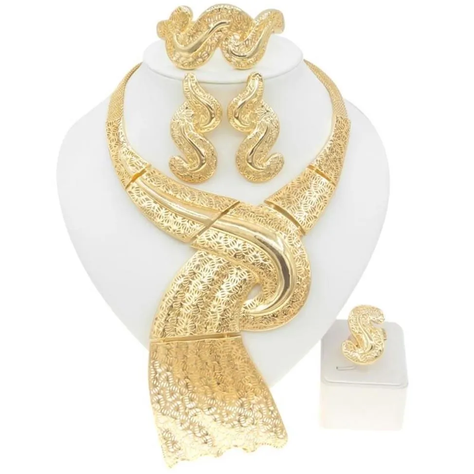 Oorbellen Ketting Nieuwste Braziliaanse Goud Italiaanse Designstijl Overdreven Ring Sieraden Set Banket Vakantie Gift285E