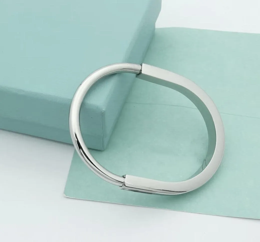 Titanium steel Bangle designer Lock Bracelet silver rose gold Bracelets for women jewelry with velvet bag4862336
