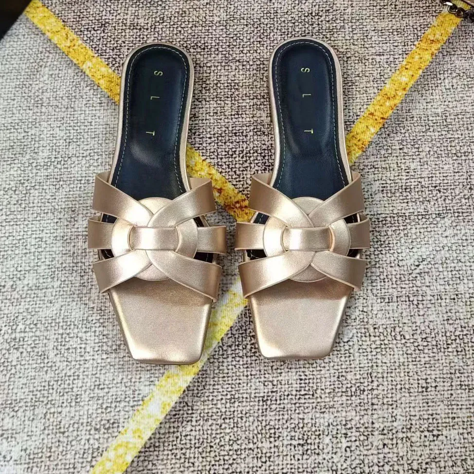 Sandal Slipper Kvinnor Luxur Designer tofflor grunt strand fritid inomhus full uppsättning tillbehör Sommar kvinnors tofflor för damer sandaler 02