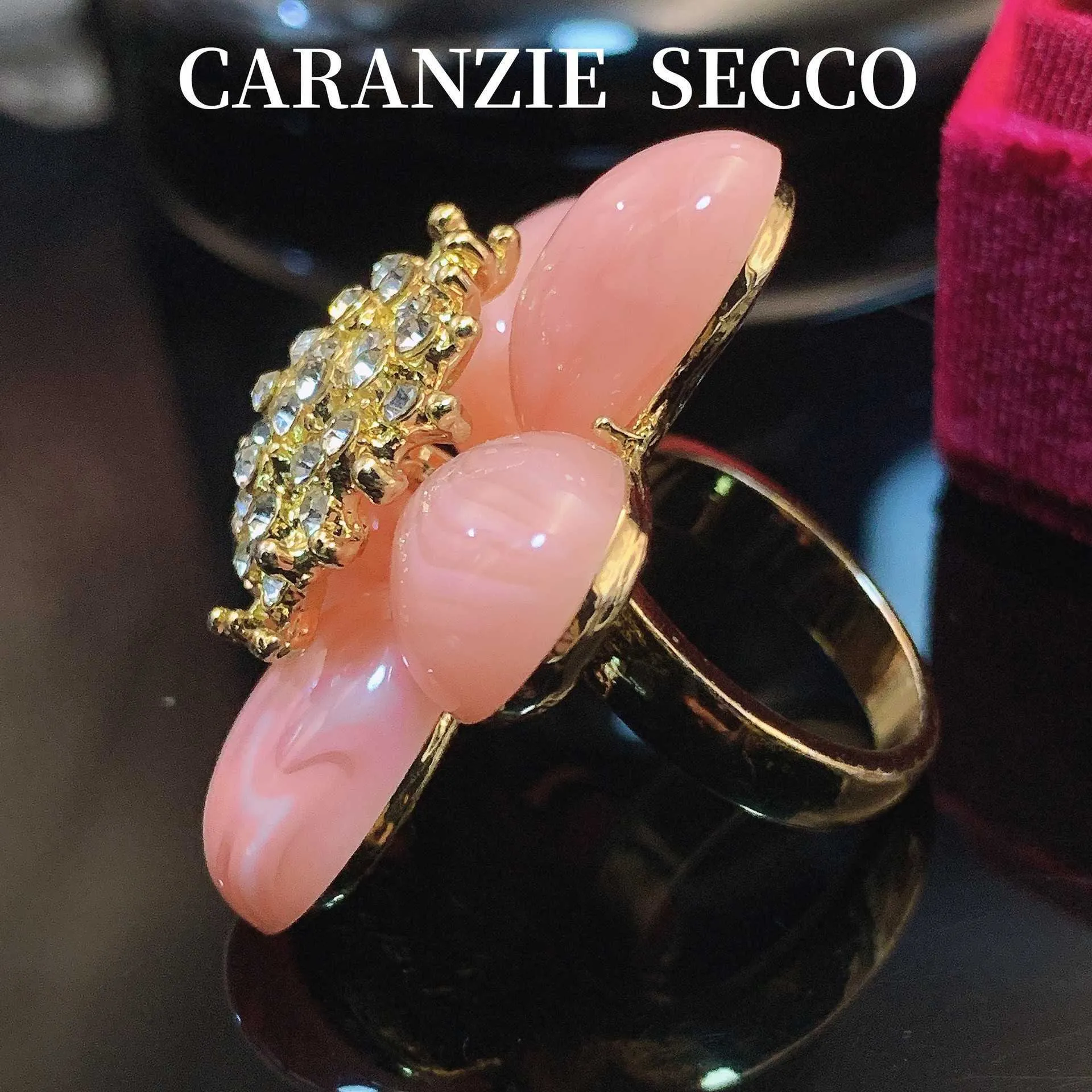 Garanzie Pink Five petal Flower Exquisite High Luxury Simple Fashion Ring 231215