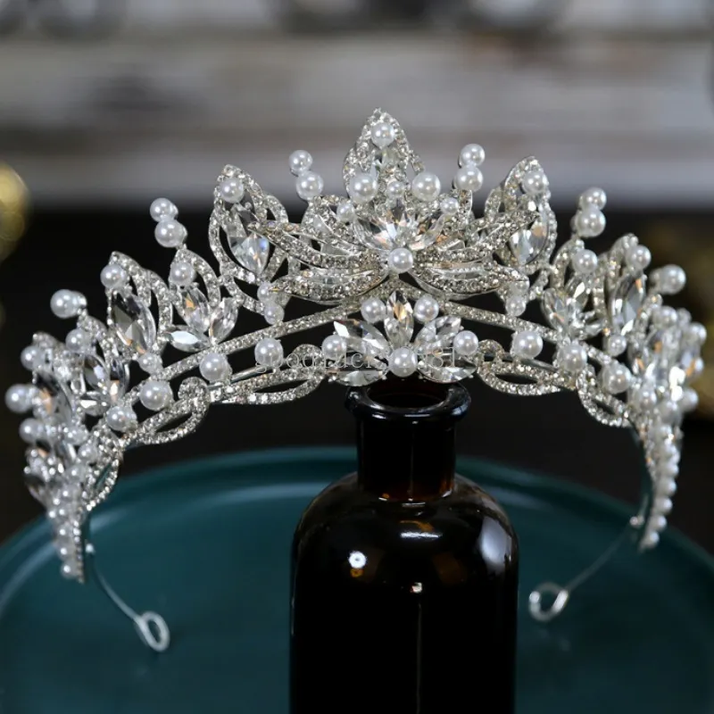 Luksusowy kryształowy Pearl Crown Bridal Hair Akcesoria Elegancka koreańska królowa Tiaras Diodem Girl