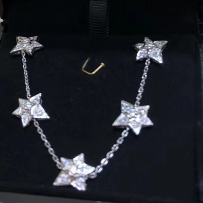 Designer luxe klassieke komeetarmband Frans merk Vijfpuntige ster ingelegd water diamant 925 puur zilver Materiaal Dames bedelarmband Lever moeder cadeau