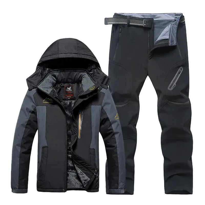 Tute da uomo Tuta da sci Antivento Impermeabile Addensare Caldo Cappotto da neve Giacca invernale e pantaloni Set Outdoor Trekking in montagna Indossa abiti 231212