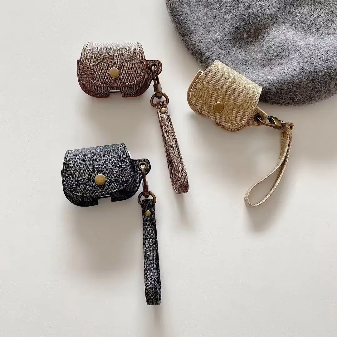 Creative Leather Keychain Car Key Buckle Woman Wallet Bags Pendant Purse Bag Car Cute Keychain Handgjorda mjuka läderläppstift Mini -headsetväska Keychains Lanyards