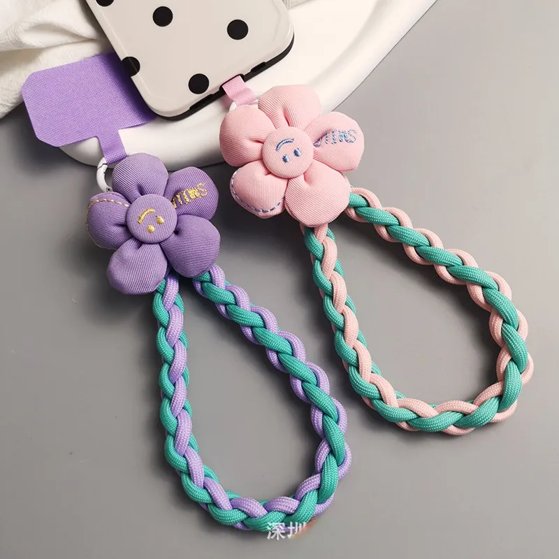 Mobile Phone Hanging Rope Woven Smiling Face Flower Short Style Wrist Phone Hanging Decoration Clip Phone Case Universal Simple Fashionable Accessories Gift 2023