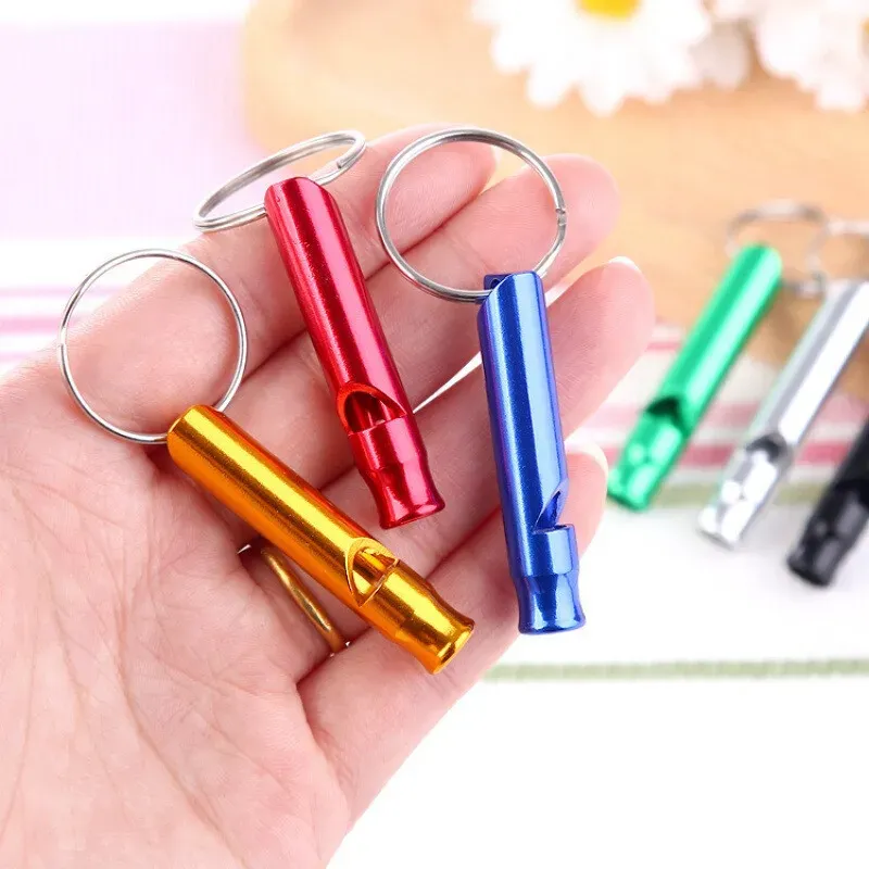 Metal Whistle Keychains Portable Self Defense Keyrings Rings Holder Car Key Chains Accessories Outdoor Camping Survival Mini Tools Promotion Gift