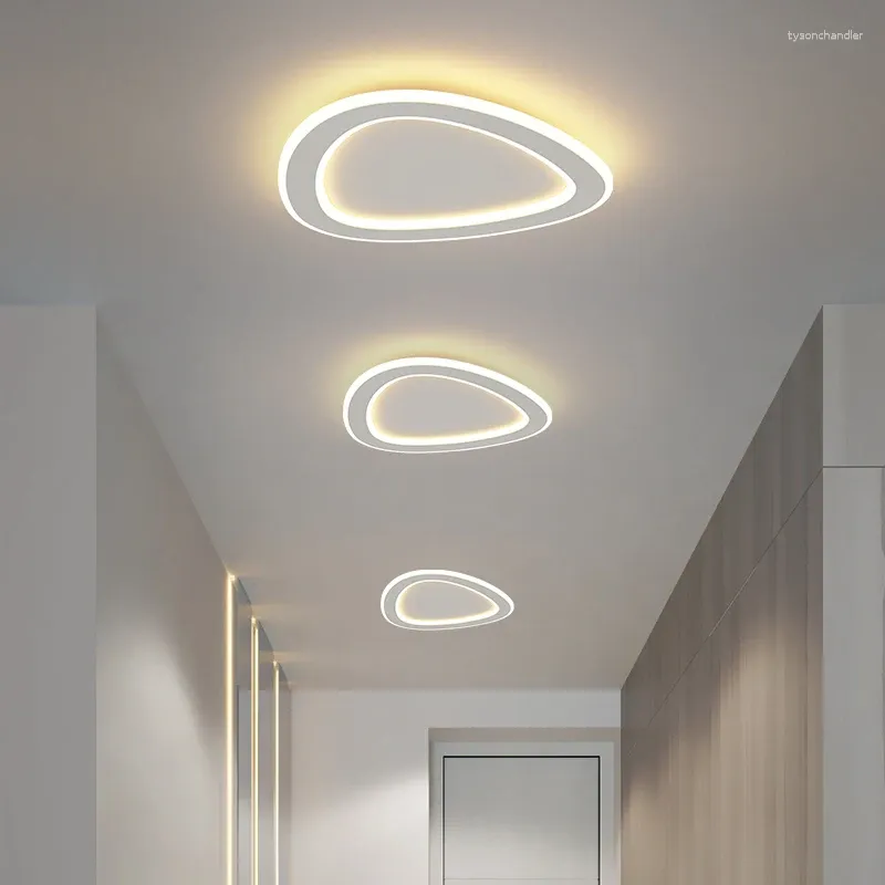 Chandeliers Triangle/Round Modern LED Ceiling Chandelier For Hallway Aisle Balcony Corridor Bedroom White Acrylic Lighting