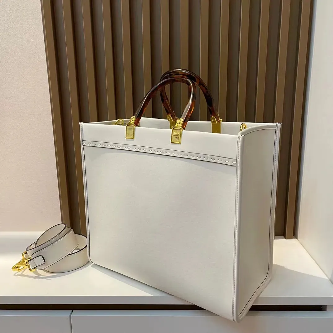 DHgate.com:Fendibags88 2024 Large Capacity Tote Shopping Bag