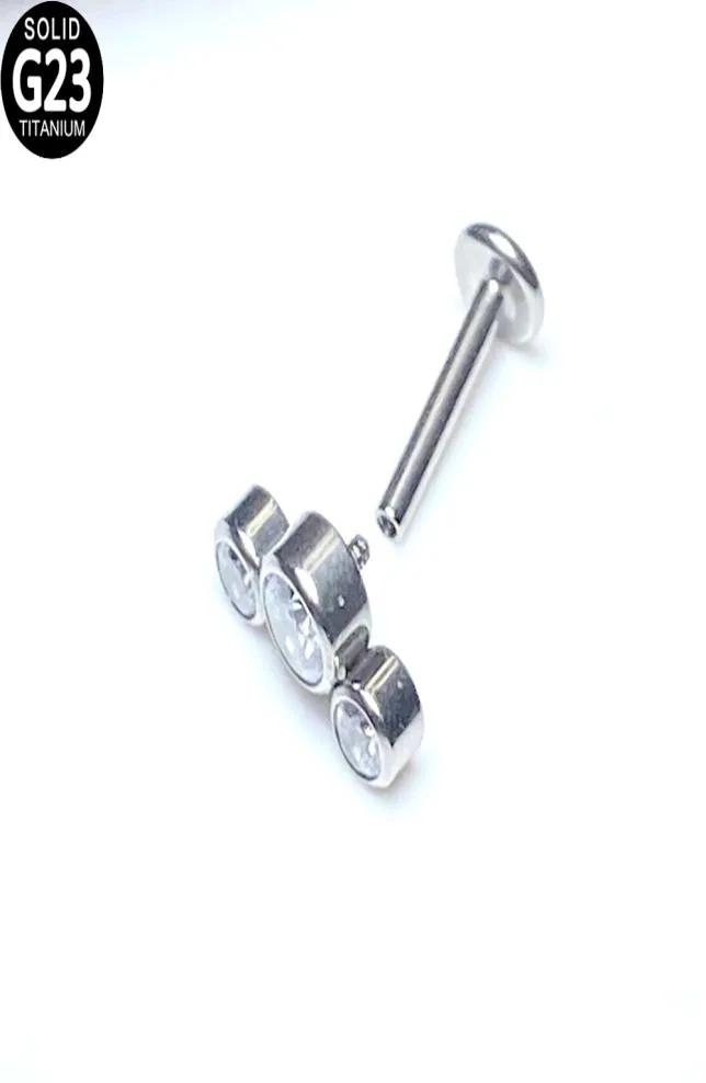 G23 Titanium Labret Stud Zircon Cluster Ear Tragus Helix Cartlidge Earrings lage Piercing Jewelry Women Lip Ring7616411