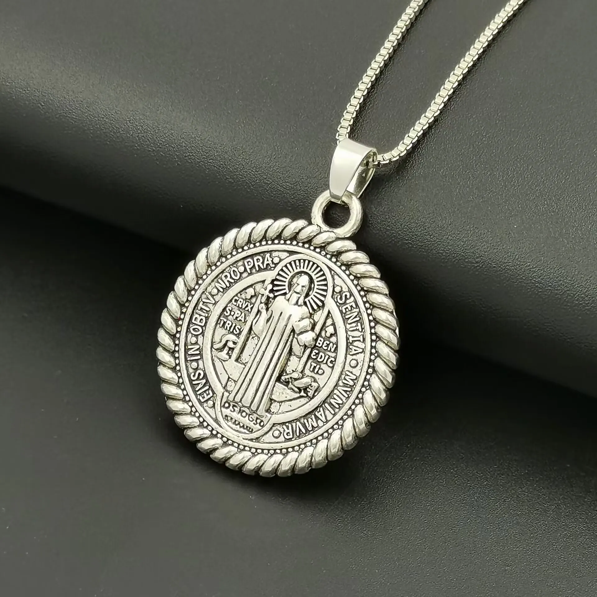 10 Stuks Antiek Zilver Ronde Sint-Benedictus Hanger Ketting Munt Medaillon Ketting Talisman Sieraden A-556d