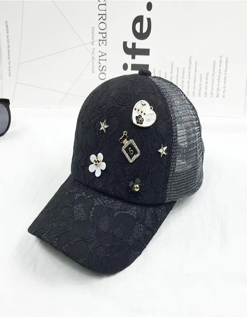 Fashion luxury designer lace cute bottle star shirt summer casual baseball ball caps for women travel sun hats hollow holes9629488