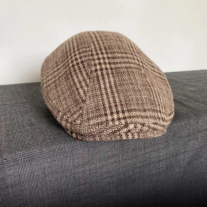 Berets Brown Plaid Wool Womens Mens Ivy Cap Cabbie Driver Hat Autumn Winter Flat Hats Vintage Gatsby Beret 38