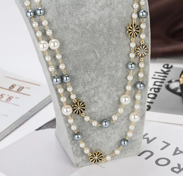 Autumn Winter Flowers Pearl Sweater Chain Daisy Flower Pearl Multilayer Long Necklace Clothing Accessories Temperament Female5361397