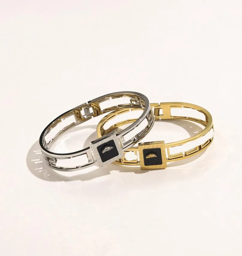 Nowy styl Bracelets Kobiety Bankle Luksusowa projektant biżuterii 18K Gold Splated Stael Wedding Wedding Miłośnicy Prezenty Banless W9132833