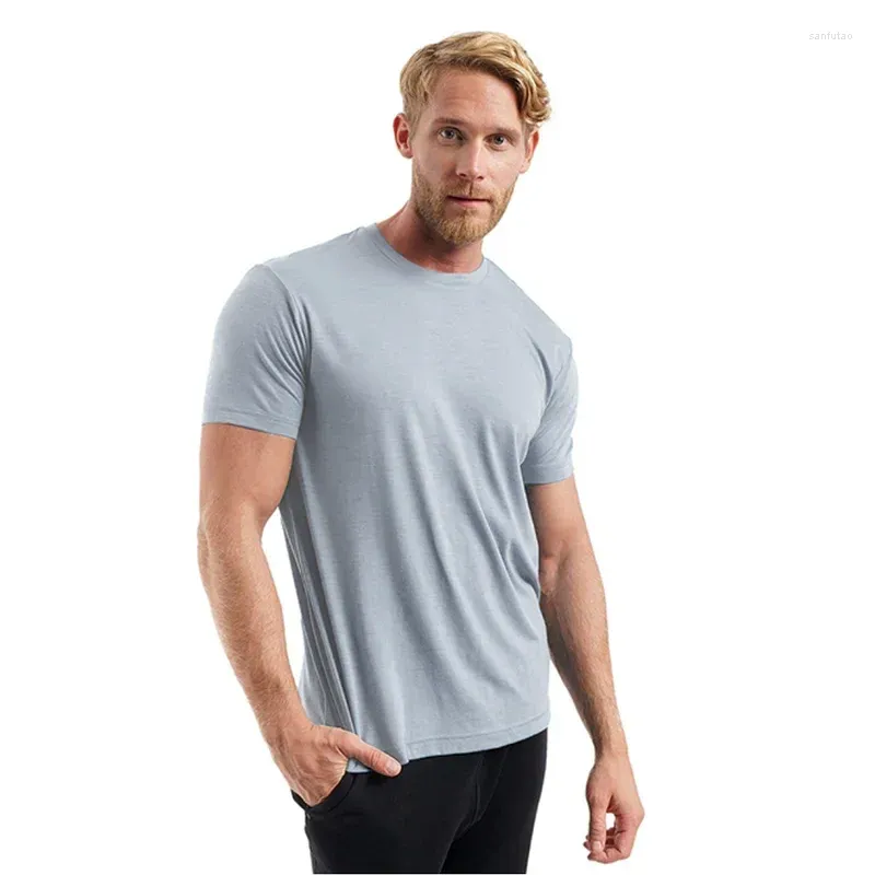 Trajes para hombre B1645 Camiseta de lana merina superfina Capa base Transpirable Secado rápido Antiolor Sin picazón Talla de EE. UU.