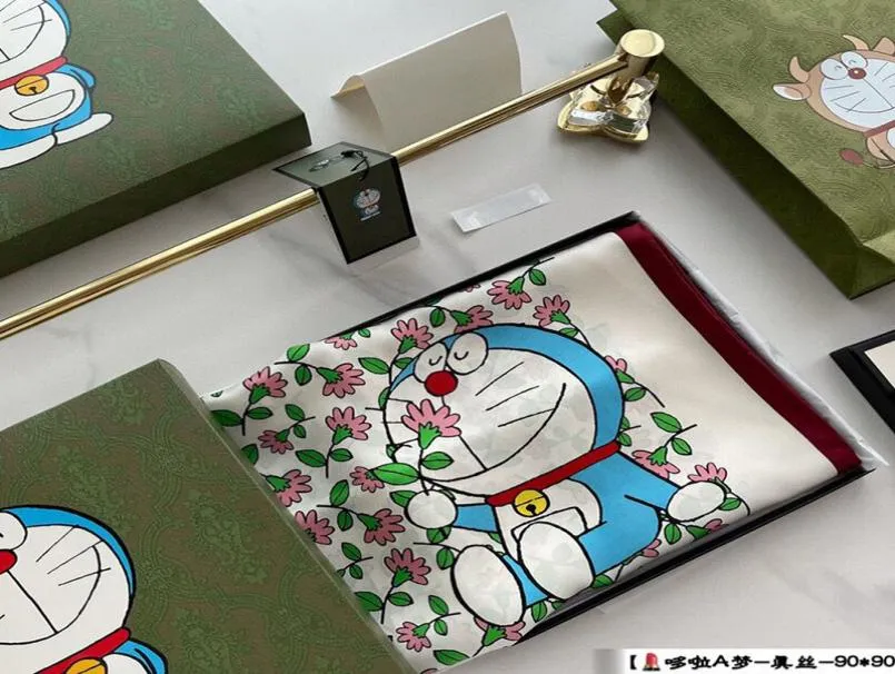 Novo lenço de seda de sarja da marca Doraemon para mulheres em 202102340906