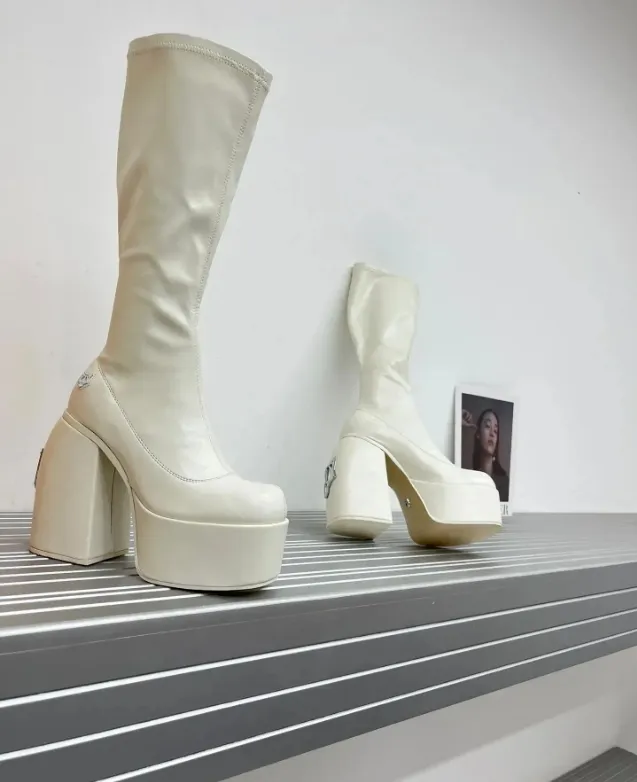 Sugar Stretch Leather Knee High Boots: Designer Stretch