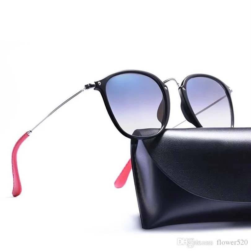 Hela nya ankomst 2448 kvadratiska sommarsolglasögon för män Fasion Kör 53 mm designer Glasögon Fer 5 färger med case243m