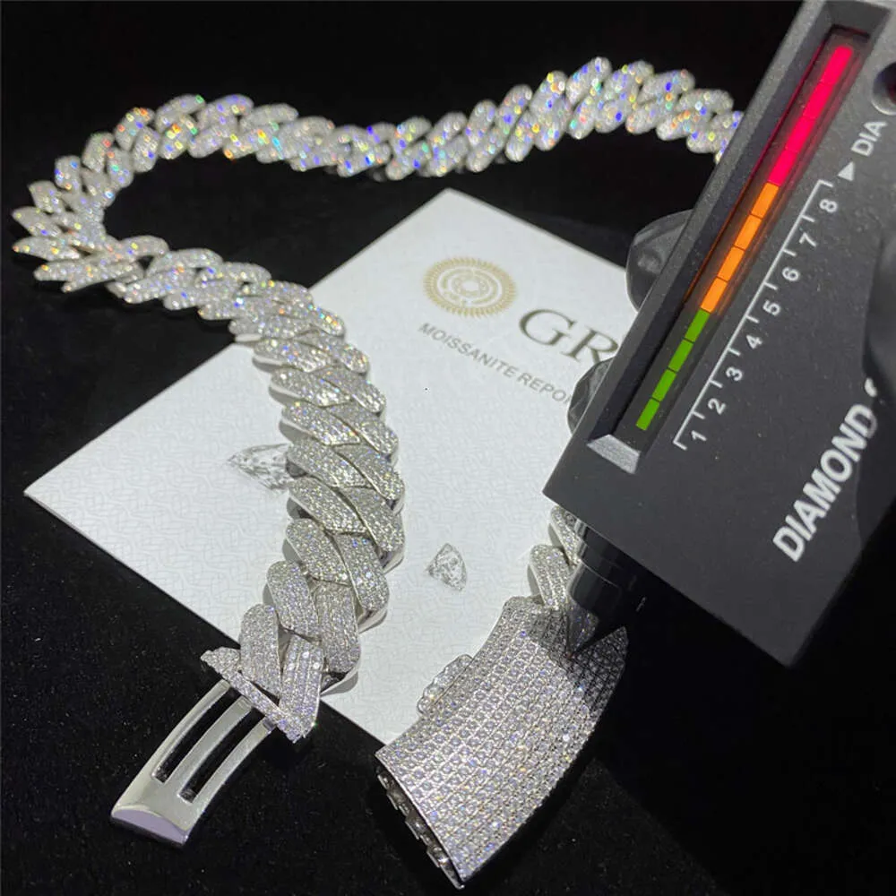 Заводская цена пользовательский хип -хоп толстый 18 мм 20 мм 22 -мм VVS Moissanite Diamond Cuban Link Chain Мужчина 925 Серебряное ICED OUT Кубинское ожерелье