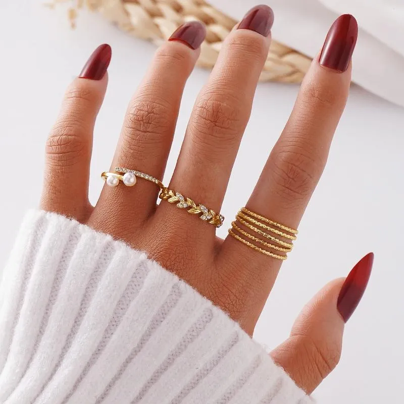 Cluster Rings Gold Color Heart Pearl Cherry Twists Set For Women Vintage Butterfly Geometric Hollow Ring Fashion Wedding Jewelry