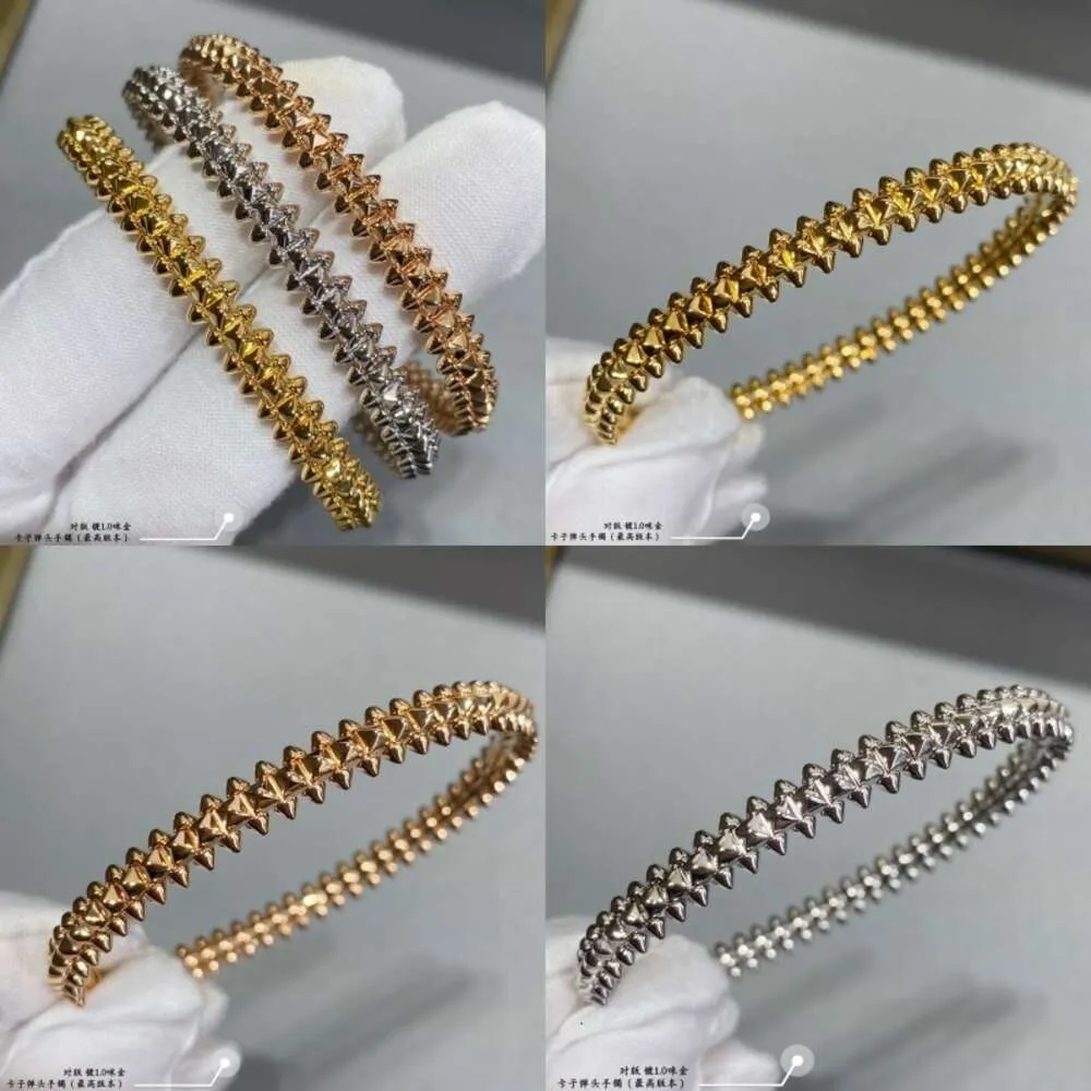pulseira de unhas pulseira pulseira de cabeça de ouro de segunda geração de alta geração de qualidade pulset bracelete de rebite sem cor elegante versátil