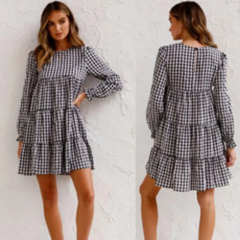 Casual Dresses Autumn Products Round Neck Plaid Back Hollow Pleated Loose And Thin A-line Ruffled Long-sleeved Dress
