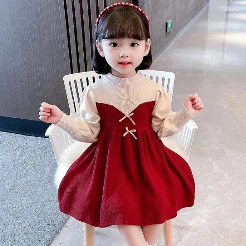 Robes pour filles, automne et hiver 2023, princesse rouge en filet pour enfants, à la mode pour les enfants.