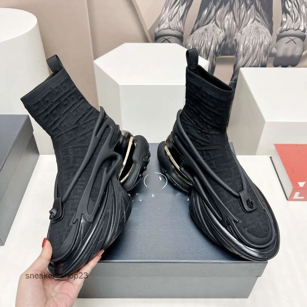 Modische Einhorn-Turnschuhe, Raumschiff, Damen-Raumschiff, Balmaim Herrensocke, Winddesigner, Weltraumpaare, Kugeln, Herrenschuhe, Socken, Technologie-inspirierter Sneaker J1AY