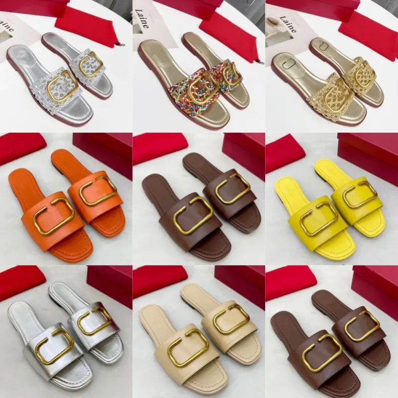 Med Box Slipper Womens broderade dukdesigner Slides glid på tofflor Girls Leather äkta platt sexig häl utanför matchande inomhus toppspel kvinna non-halk