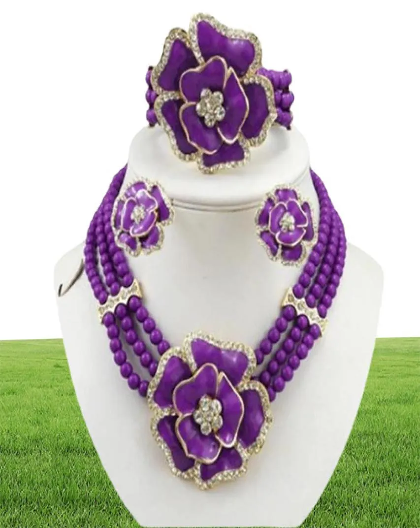 Set di gioielli con collana di perline Set di gioielli da sposa africani Collana con fiori di rosa Collana con gioielli di perle Orecchini7336164