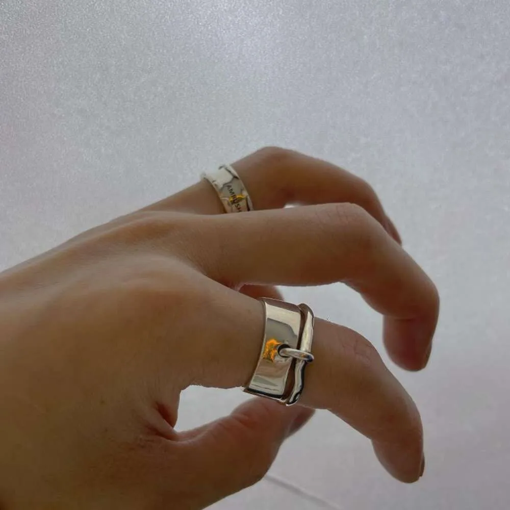 DHgate.com:AMBUSH Ring: High-Grade Silver Ornament