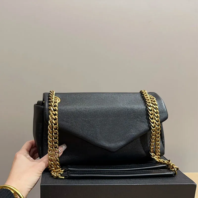 Calypso fårskinn handväska kedja moln crossbody väska äkta läder mode bokstäver gyllene hårdvara kuvert klaff axelväskor