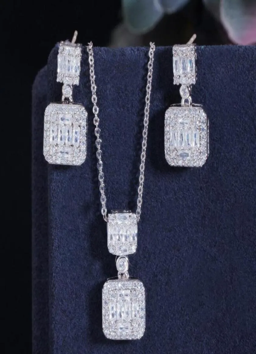 Ins Top Sell Conjunto de joyas de lujo Plata de ley 925 T Corte princesa Topacio blanco CZ Diamante Piedras preciosas Fiesta Hecho a mano Mujeres cuelgan Ea1083852