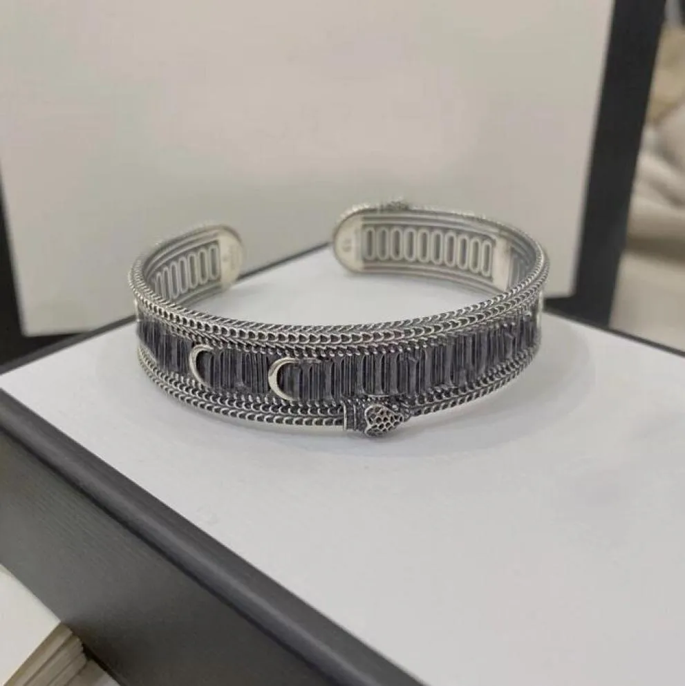 Donna Uomo Silve Bracciale Bracciale rigido Designer Acciaio inossidabile Vintage Marca Doppia lettera Modello Braccialetti Gioielli Donna Alta Quali7352733