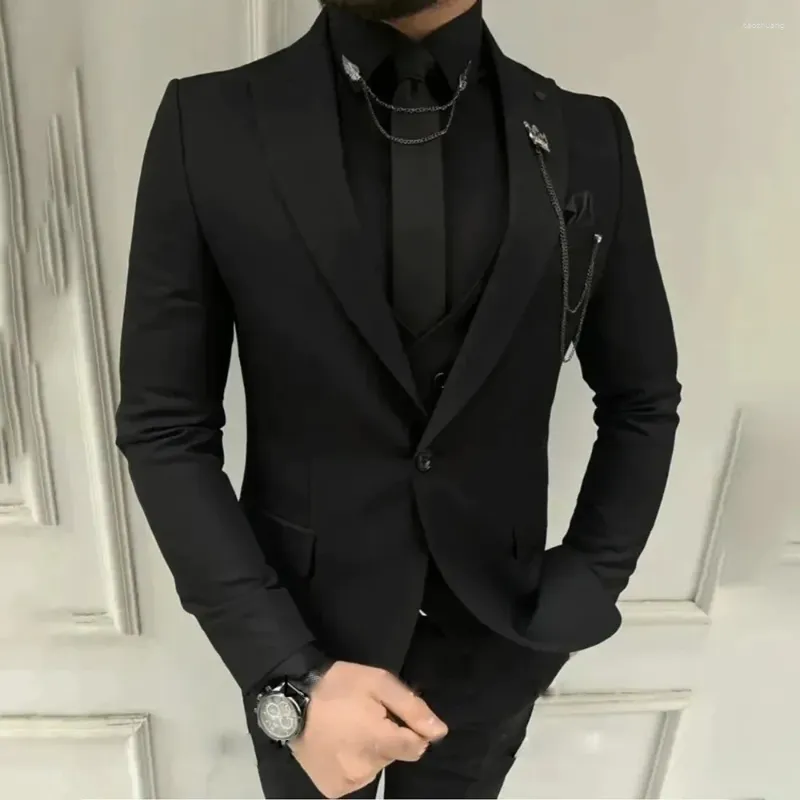 Costumes pour hommes Classique Noir Pour Hommes Costume Groom Tuxedo 3 Pièces Ensemble Quotidien Formel Business Blazer Veste De Mariage Gilet Pantalon Terno Masculino