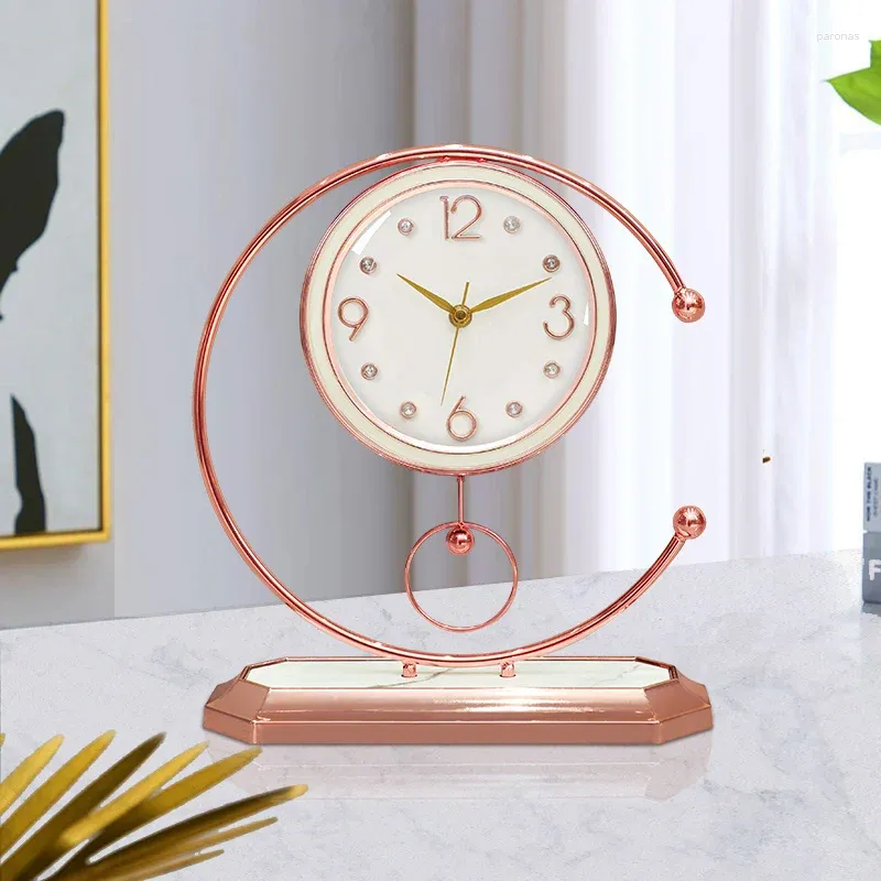 Orologi da parete Orologio da soggiorno di lusso Moda Design moderno Minimalista Elegante Fantasia Camera da letto unica Reloj Pared Home Decor