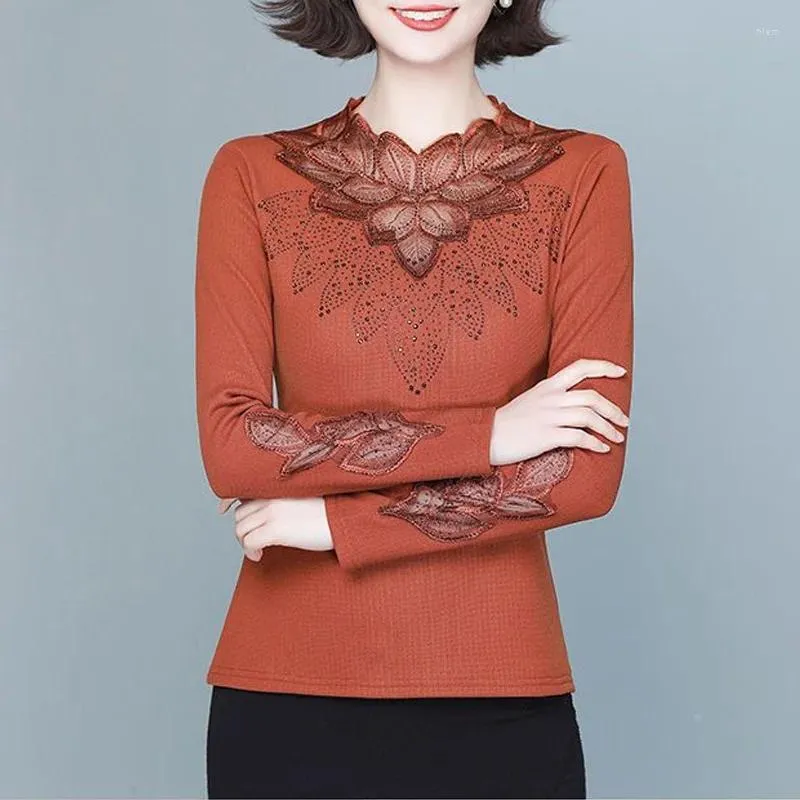 Women's T Shirts 2023 Autumn And Winter Elegant Fashionable Lace Flower Diamond Slim Fit Commuting Plush Overlay Long Sleeve Top