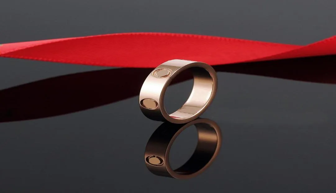 Love Swaft Ring Women Een set verpakking roestvrijstalen gepolijste rosé goud zirkon mode sieraden valentijnsdagpaar cadeau voor G6418099