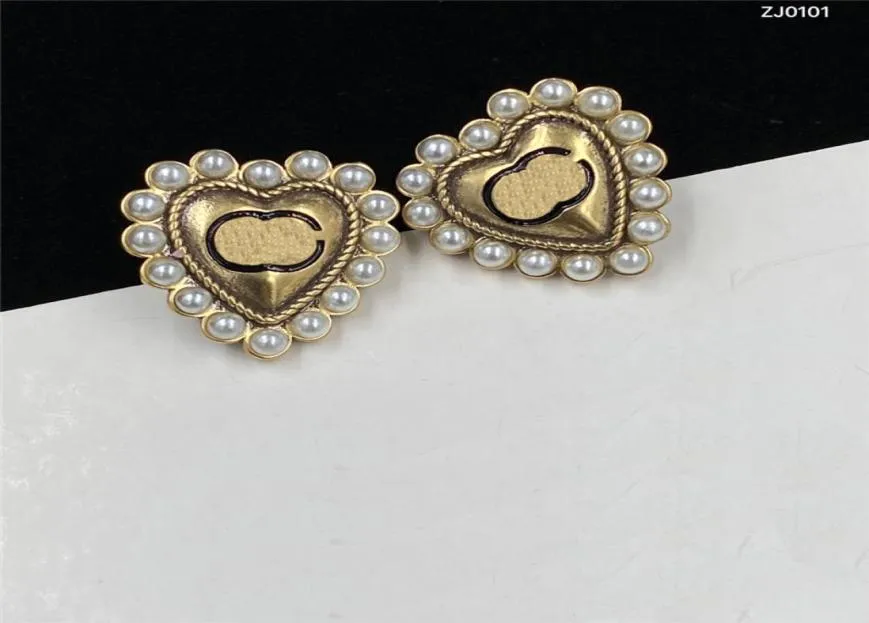 Vintage Pearl Love Charm Earrings Designer Double Letter Eardrops Women Elegant Studs Steel Seal Earring6009961
