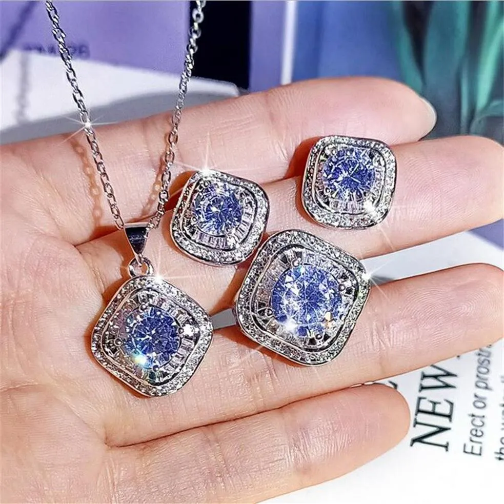 Set di gioielli di lusso dal vivo scintillanti in argento sterling 925 con taglio rotondo Moissanite CZ pietre preziose con diamanti anello collana orecchino a bottone per Lov265K