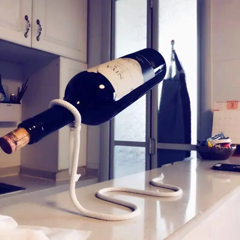 Настольные винные стеллажи, креативная плавающая веревочная стойка, современный домашний шкаф со змеиной бутылкой, украшение для стола, 231213