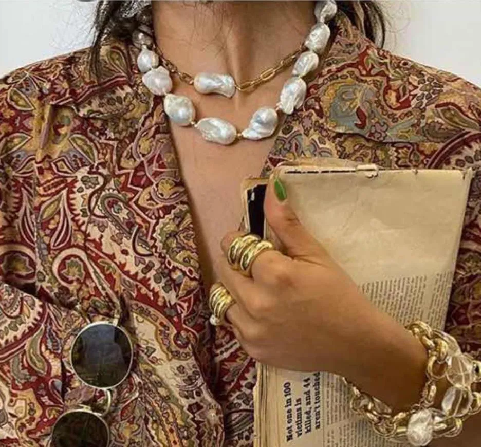 Jewelry Pendants Beaded Necklaces -border personality alloy double-layered shaped pearl necklace two-piece set baroque hip-hop collarbone chain2329291