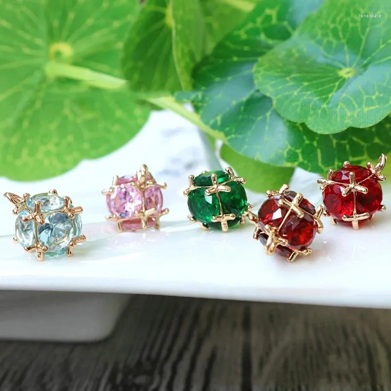 Encantos 5 pçs zircon pixel cubo de vento pequeno pingente arbutus bola brincos hairpin colar gem material diy para jóias