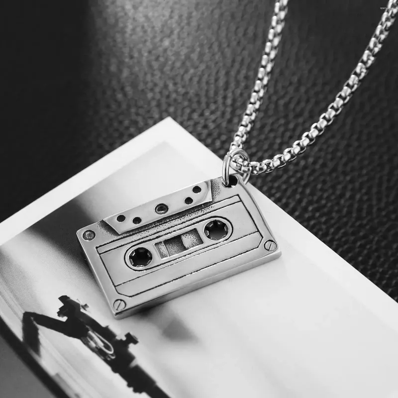 Pendentif Colliers Hzman Rétro Cassette Tape Collier En Acier Inoxydable Hip Hop Rock Magnétique Musique Fête Bijoux Cadeau Pour Hommes Femmes