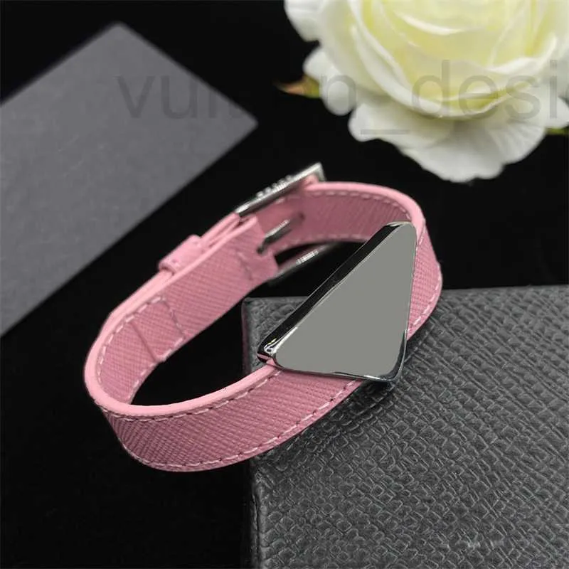 Charm Bracelets Designer Brand Punk Style Fashion Bracelet Womens Leather Wristband Mens and Women Bangle Pink Blue Yellow Personalized Bangles Needle Buckle IKPH