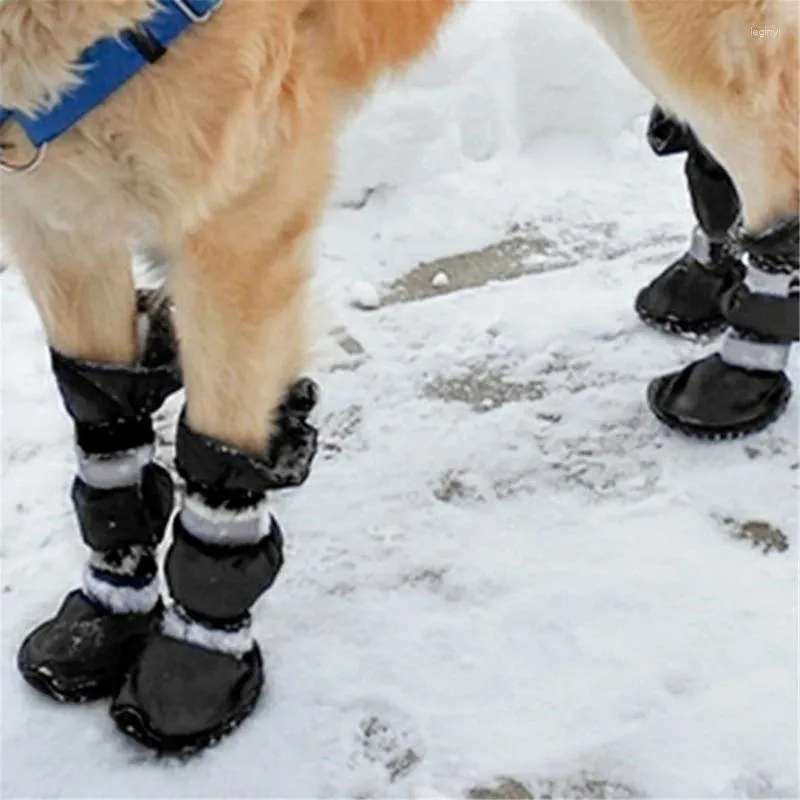 Köpek giyim 4pcs/set botları su geçirmez ayakkabılar yansıtıcı şeritli evcil hayvanlar için engebeli anti-kayma taban orta büyük 5 boyut