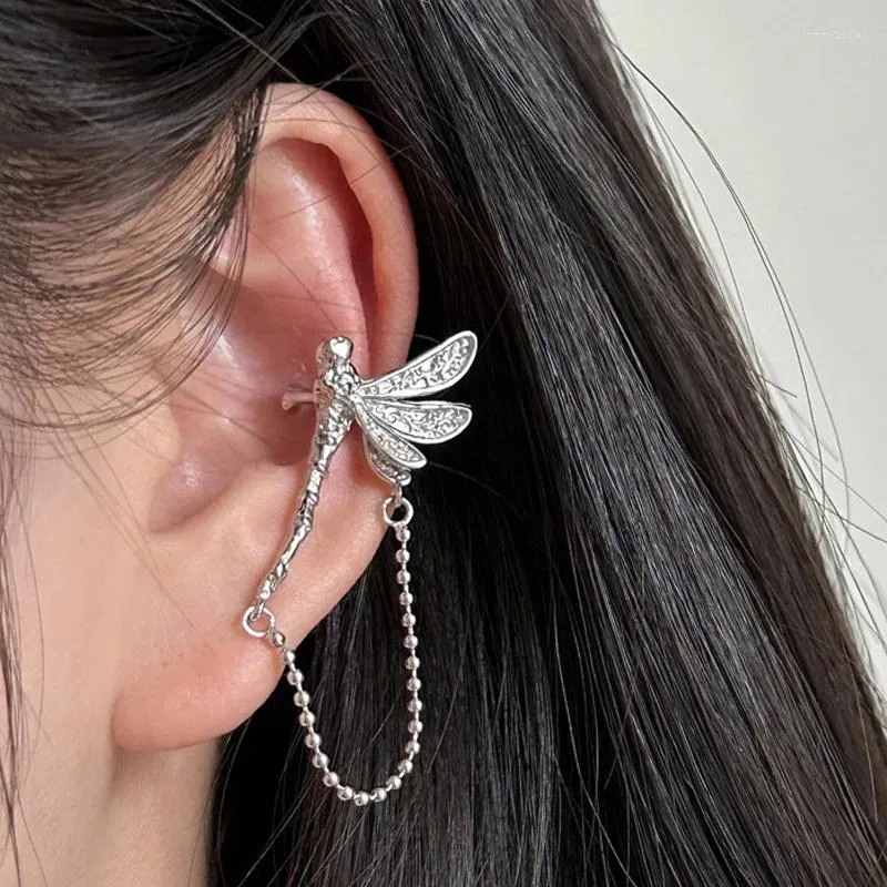 Rug Oorbellen 1pc Dragonfly Earbone Geen doorboord Vrouwelijke nep-piercing kralen Kwastje Zilver Kleur Insect Oor manchetten Vintage sieraden EF114