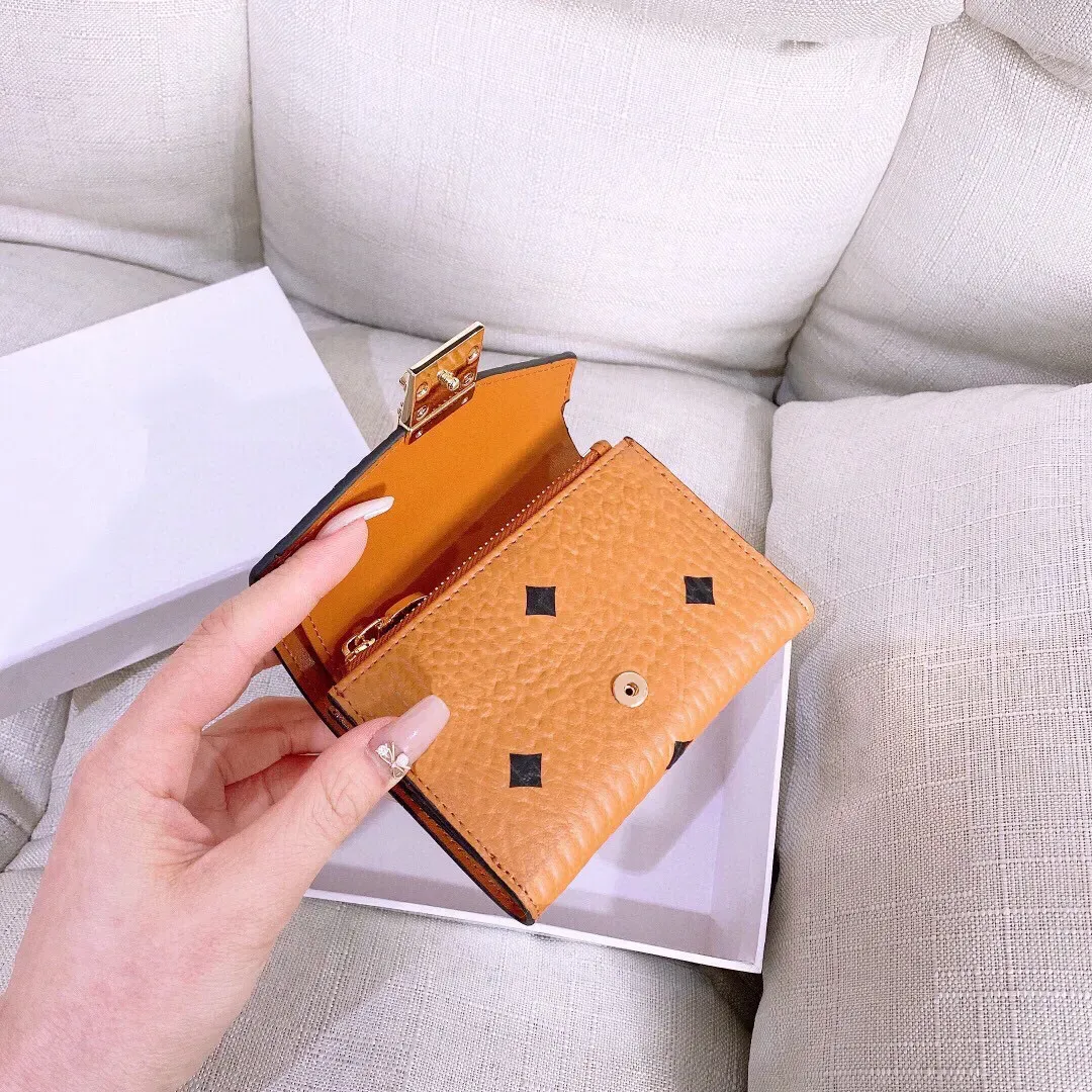 Luxury Leather Purse Mm Wallets Fashion Designer Wallet Retro Handbag For Men Classic Card Holders Coin Clutch Short Clip Cardholder CYD23121302-10